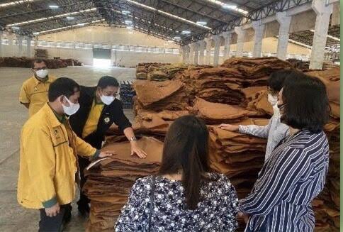 ‘อลงกรณ์’ เผยครึ่งปีแรก ไทยยืนแชมป์โลกส่งออกยาง ครองตลาดจีน 49% ออก 6 มาตรการเชิงรุก