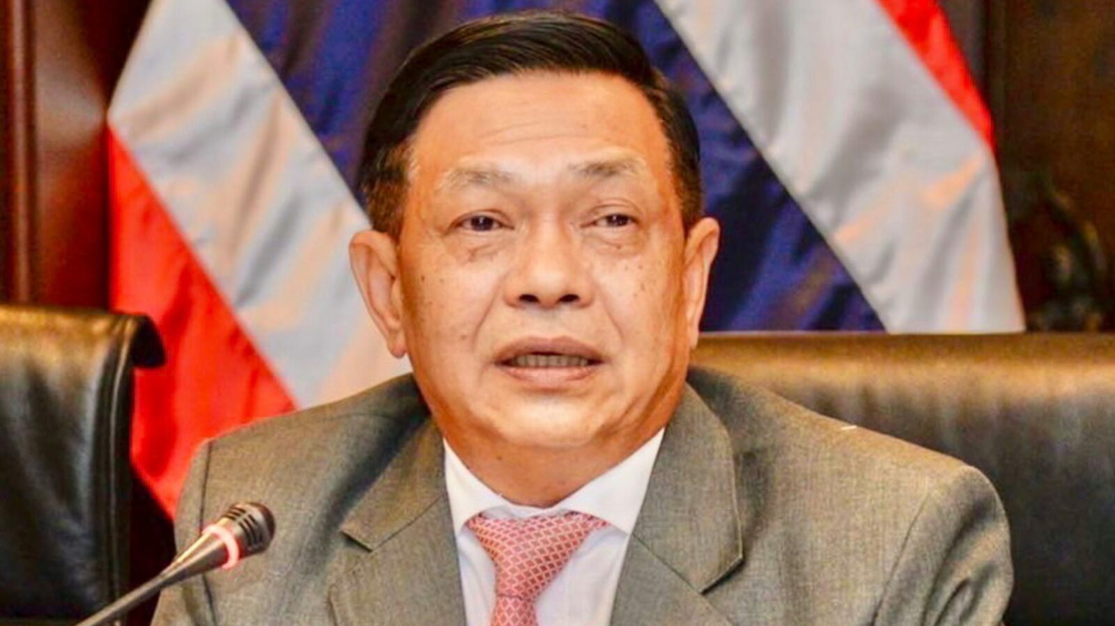 “อลงกรณ์”สั่งเดินหน้าแผนพัฒนาผลไม้ 5 ปี แจงย้าย”ชลธี” ไม่มีการเมืองแทรกแซง