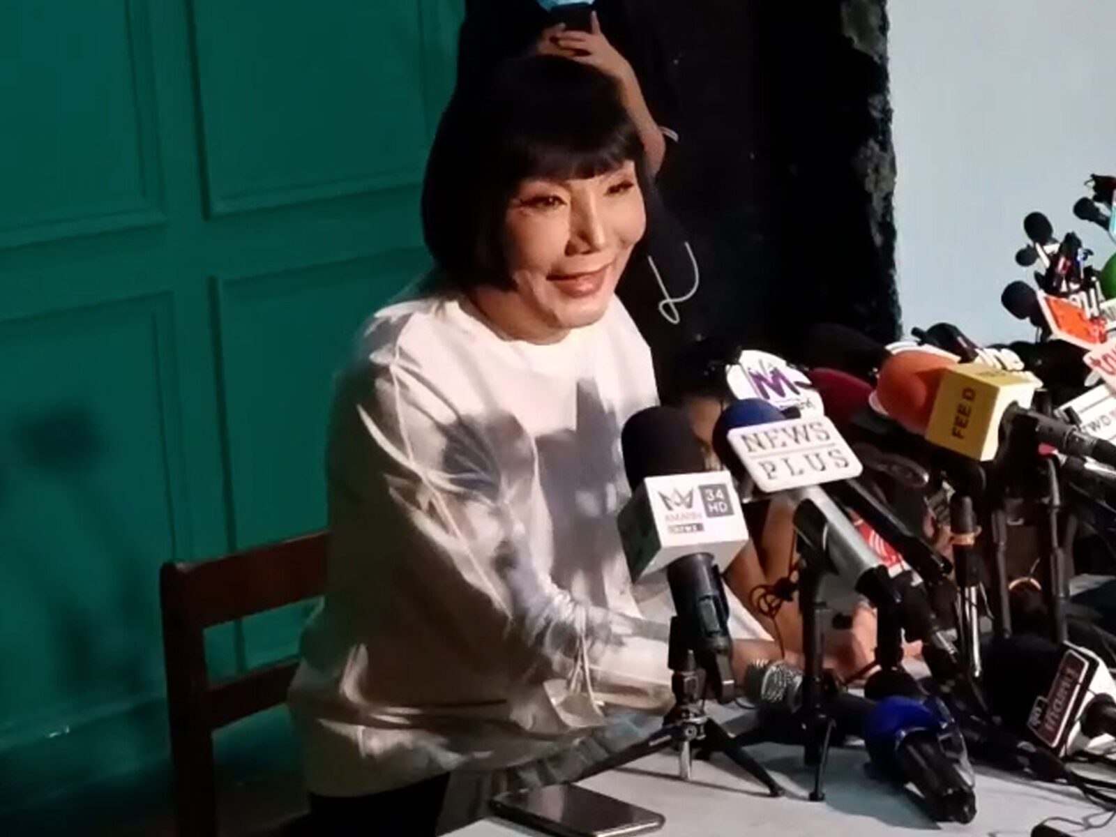 “ม้า อรนภา” เปิดใจไม่ได้โมโหหิวเพราะอดกินปู แจงแค่ “แตะ” ไม่ได้ “ตบ ”  พร้อมขอโทษทุกฝ่าย