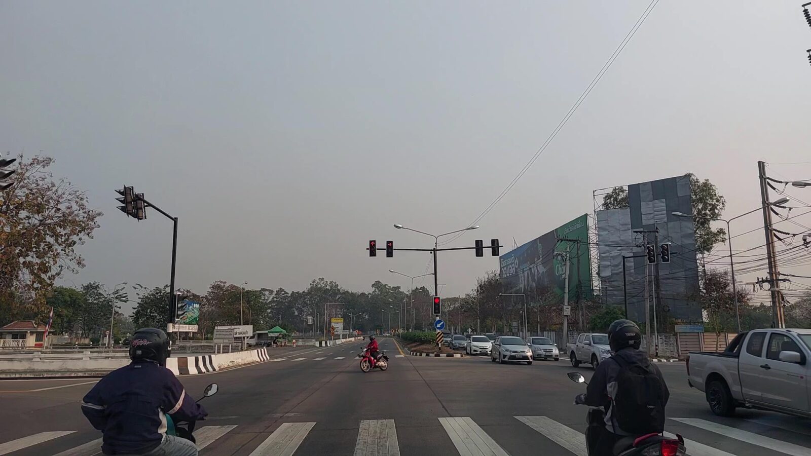 แพทย์ มช. เตือน 5 โรคร้ายจากฝุ่น PM 2.5 แนะวิธีถนอมดวงตารับมือฝุ่นควัน