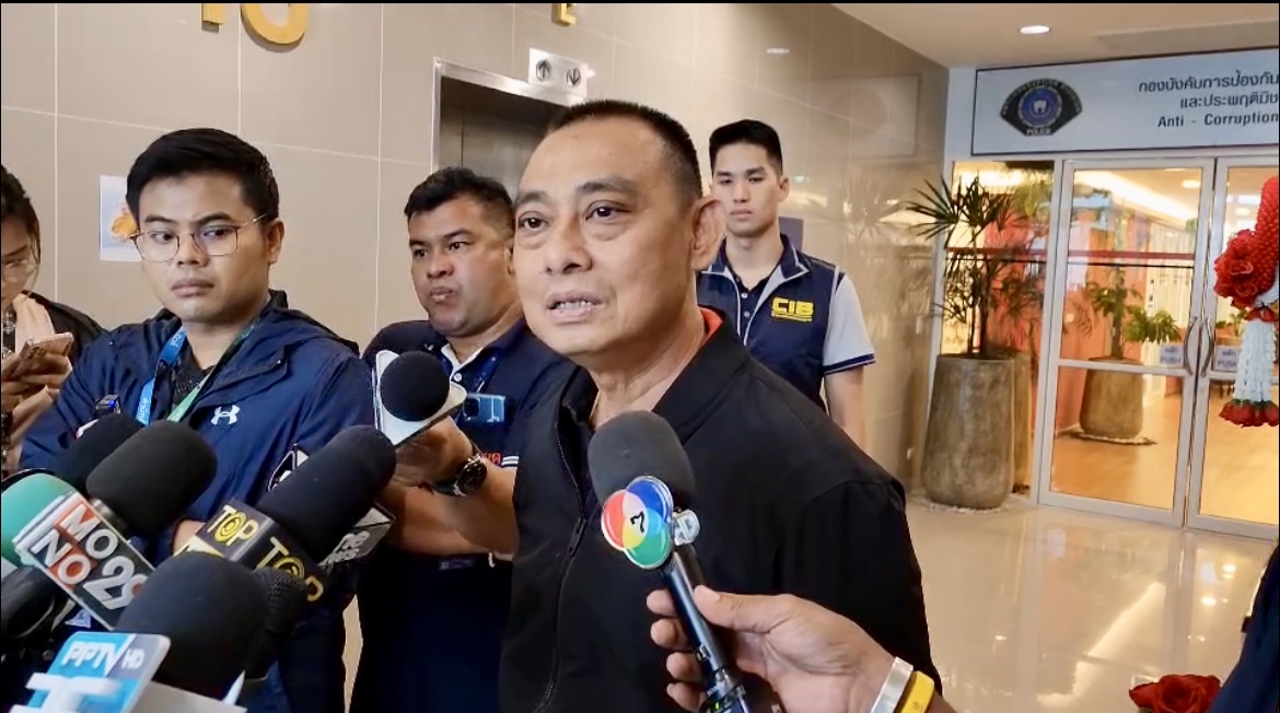 “บื๊กเต่า”แจงชัด นายหมู พา”อธิบดีกรมข้าว-ภรรยา”ไปพบ”ศรีสุวรรณ”28 พ.ย.66 แค่เจรจายุติร้องเรียน ไม่มีจ่ายเงิน อย่าเข้าใจคลาดเคลื่อน