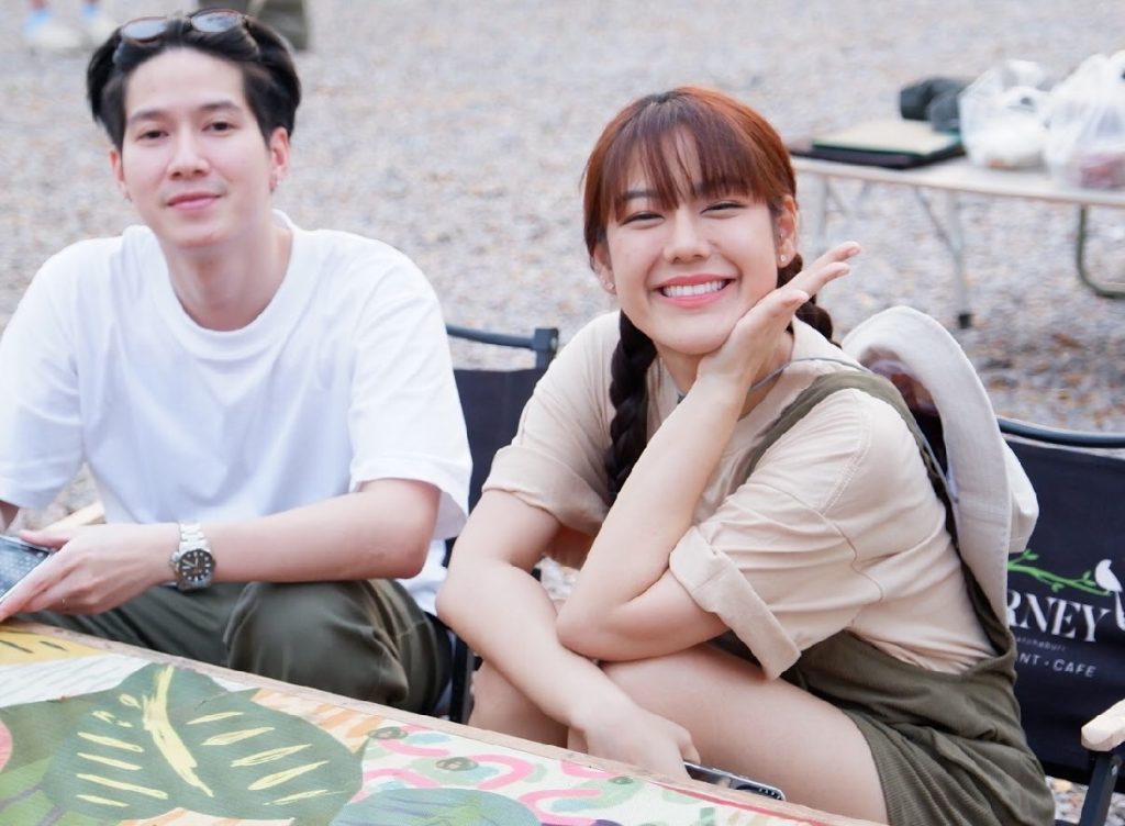 อดีตรมว.ท่องเที่ยวฯร่วมกิจกรรมชุมชนฉายหนังกลางแปลง เรื่อง ‘’มหัศจรรย์เมล็ดพันธ์ุเหนือมิติ ‘’แคมปิ้งมาร์เก็ต ลานกลางหมู่ต้นจามจุรีใกล้อุทยานแห่งชาติ มรดกโลกแก่งกระจาน จังหวัดเพชรบุรี อดีตรมว.ท่องเที่ยวฯร่วมกิจกรรมชุมชนฉายหนังกลางแปลง เรื่อง ‘’มหัศจรรย์เมล็ดพันธ์ุเหนือมิติ ‘’แคมปิ้งมาร์เก็ต ลานกลางหมู่ต้นจามจุรีใกล้อุทยานแห่งชาติ มรดกโลกแก่งกระจาน จังหวัดเพชรบุรี