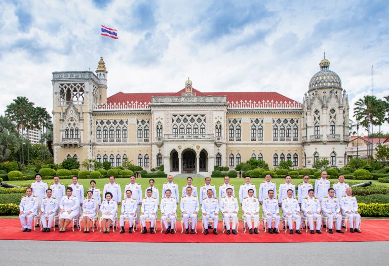 โหรสว.วันชัย สอนศิริ&nbsp; ชี้ดาวพฤหัสก็ย้าย เป็นเรื่องใหญ่ เป็นเรื่องของอำนาจที่จะมีการเปลี่ยนแปลง ปรับครม.ครั้งใหญ่ &nbsp;“ผู้มากับเสาร์ 5”จะมานำการเปลี่ยนแปลง ดับก้าวไกลและการรัฐประหาร