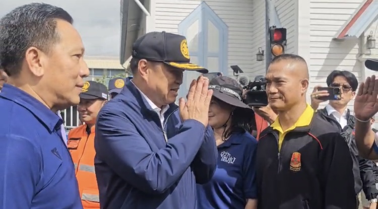 “อนุทิน” บินด่วน “เชียงใหม่” ติดตามสถานการณ์น้ำ นำความเดือดร้อนรายงาน “นายกฯ” เพื่อเร่งอนุมัติความช่วยเหลือเพิ่มเติม