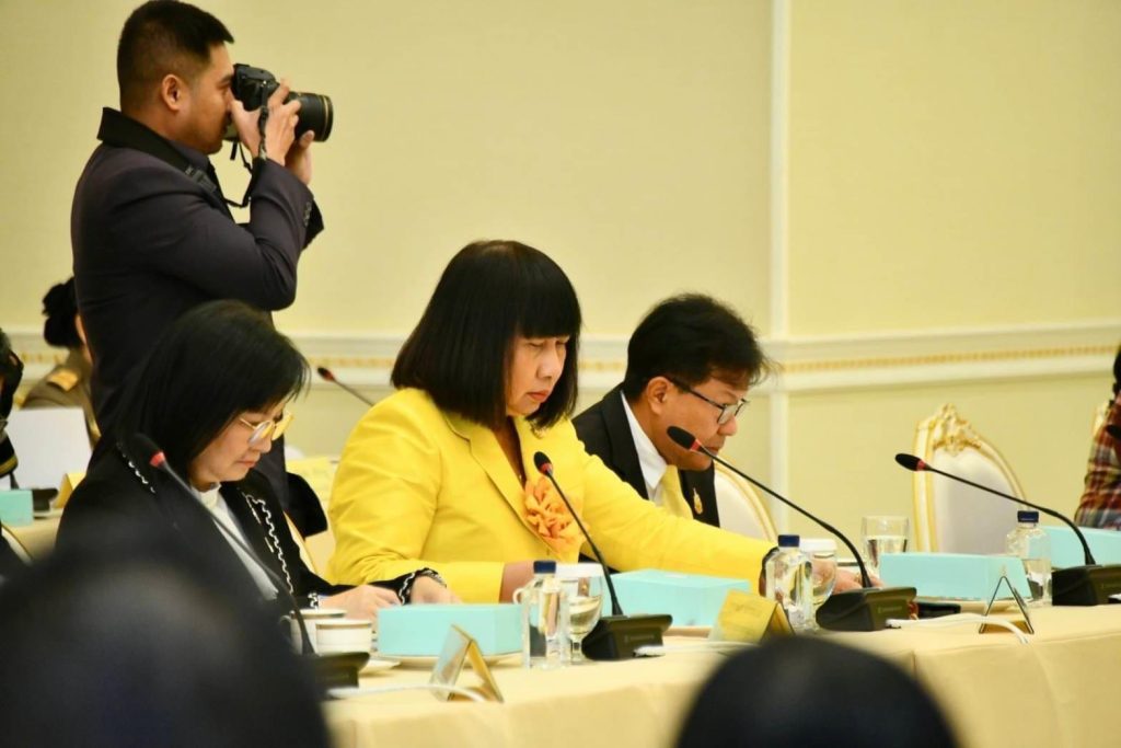 วุฒิสภาร่วมประชุมคณะกรรมการอำนวยการจัดงานเฉลิมพระเกียรติพระบาทสมเด็จพระเจ้าอยู่หัว เนื่องในโอกาสมหามงคลเฉลิมพระชนมพรรษา 6 รอบ 28 กรกฎาคม 2567 ณ ทำเนียบรัฐบาล วุฒิสภาร่วมประชุมคณะกรรมการอำนวยการจัดงานเฉลิมพระเกียรติพระบาทสมเด็จพระเจ้าอยู่หัว เนื่องในโอกาสมหามงคลเฉลิมพระชนมพรรษา 6 รอบ 28 กรกฎาคม 2567 ณ ทำเนียบรัฐบาล