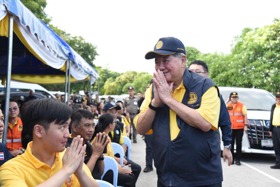 รองนายกฯ ภูมิธรรม ลงพื้นที่ตรวจติดตามสถานการณ์น้ำและการระบายน้ำในเขื่อนกิ่วคอหมา อ.แจ้ห่ม จ.ลำปาง