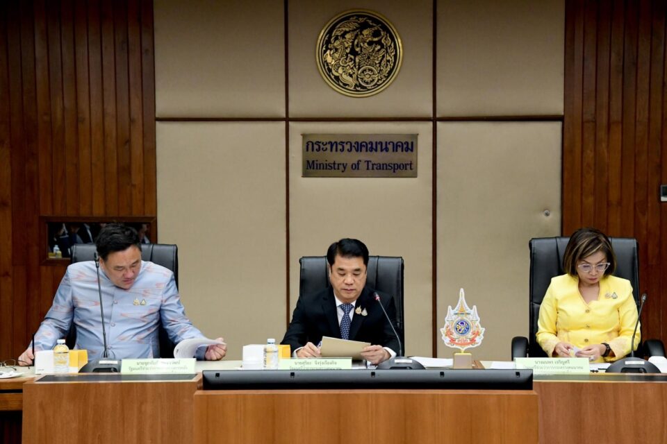 “คมนาคม” ขานรับข้อสั่งการ “นายกฯ“ ลุยพัฒนาท่าเรือกรุงเทพ(คลองเตย) 2.3 พันไร่ หวังใช้พื้นที่ให้เกิดประโยชน์สูงสุด