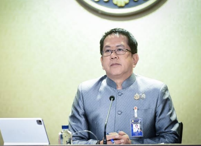 ครม.ไฟเขียวลดเงินสมทบนายจ้าง-ลูกจ้าง ม. 33 ม.39 ใน 42 จ.น้ำท่วม