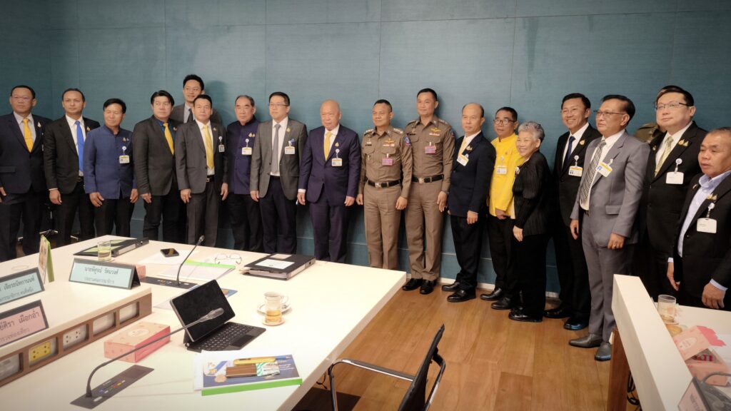 กมธฺ.ท่องเที่ยว-กีฬา วุฒิสภา ถกตร.ท่องเที่ยว ลดอุบัติภัยทางน้ำ ยกระดับภาพลักษณ์ท่องเที่ยวไทย กมธฺ.ท่องเที่ยว-กีฬา วุฒิสภา ถกตร.ท่องเที่ยว ลดอุบัติภัยทางน้ำ ยกระดับภาพลักษณ์ท่องเที่ยวไทย