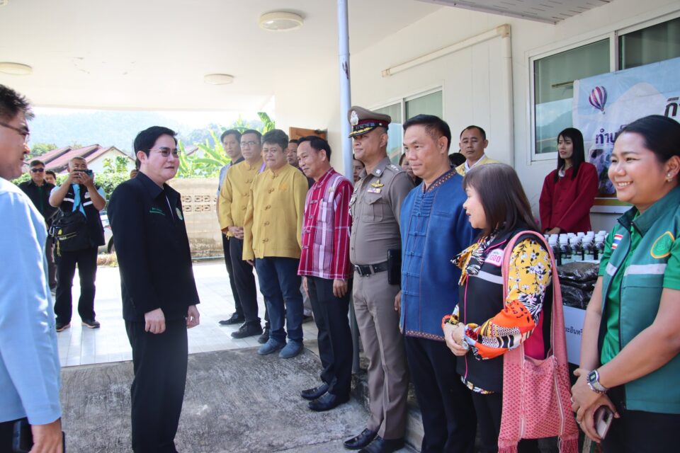 รมช.เกษตรฯลงพื้นที่เร่งโครงการแม่ฮ่องสอนโมเดล