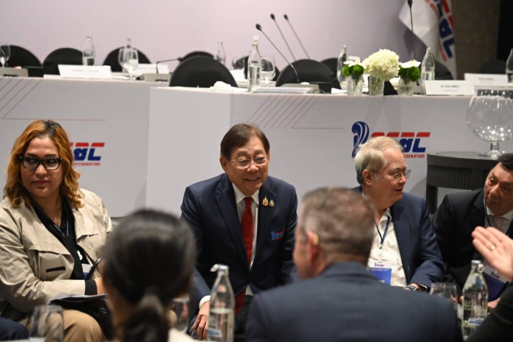 ส.กีฬามวยสากลไทย ควบสององค์กร ระหว่างรอ โอลิมปิก ตอบรับ "เวิลด์ บ็อกซิ่ง"" พิชัย"สละตำแหน่งประธานสหพันธ์มวยสากลแห่งเอเชีย(ASBC) หารือ เตรียมจัดตั้งองค์กรใหม่ รองรับ "เวิลด์ บ็อกซิ่ง" ส.กีฬามวยสากลไทย ควบสององค์กร ระหว่างรอ โอลิมปิก ตอบรับ "เวิลด์ บ็อกซิ่ง"" พิชัย"สละตำแหน่งประธานสหพันธ์มวยสากลแห่งเอเชีย(ASBC) หารือ เตรียมจัดตั้งองค์กรใหม่ รองรับ "เวิลด์ บ็อกซิ่ง"
