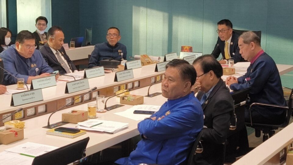 กมธ.วุฒิสภา ชงยึดทรัพย์นายทุนทิ้งขยะพิษ