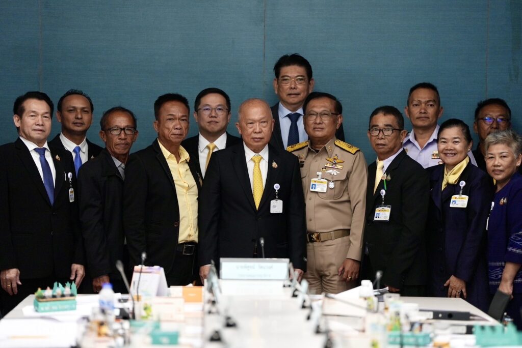 วุฒิสภาเร่งแก้ปัญหาที่ดินทับซ้อน ฟื้นชีพท่องเที่ยวเกาะกูด วุฒิสภาเร่งแก้ปัญหาที่ดินทับซ้อน ฟื้นชีพท่องเที่ยวเกาะกูด
