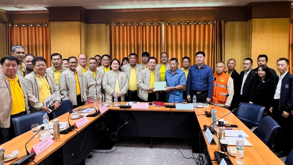 อนุกมธ.จัดการน้ำมลพิษฯ วุฒิสภา ลงพื้นที่ดูงานจัดการน้ำ บริหารขยะ-ใช้ประโยชน์ในที่ดิน