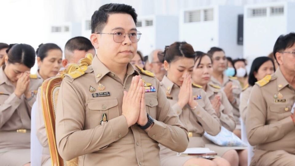 สกสค. ร่วมพิธีเจริญพระพุทธมนต์ถวายเป็นพุทธบูชาพระเขี้ยวแก้ว