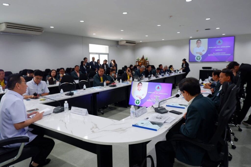 “เดชอิศม์-รมช.สธ.” นำประชุมสมาคมฌาปนกิจฯ อสม. เดินหน้า“รวมพลัง อสม.เป็นหนึ่งเดียว” “เดชอิศม์-รมช.สธ.” นำประชุมสมาคมฌาปนกิจฯ อสม. เดินหน้า“รวมพลัง อสม.เป็นหนึ่งเดียว”