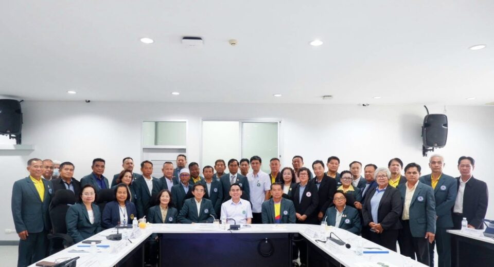 “เดชอิศม์-รมช.สธ.” นำประชุมสมาคมฌาปนกิจฯ อสม. เดินหน้า“รวมพลัง อสม.เป็นหนึ่งเดียว”