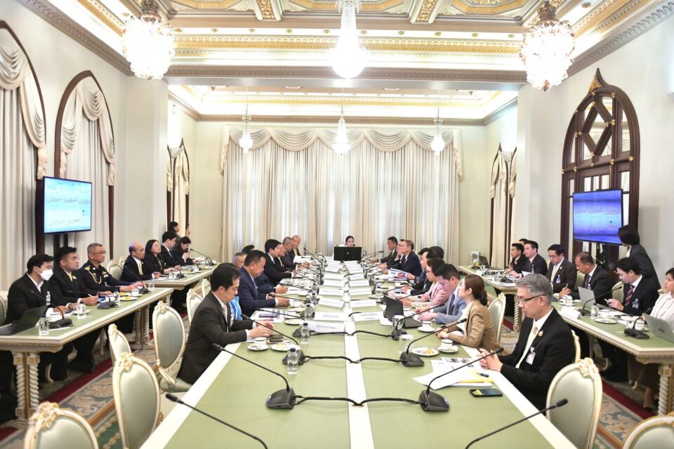 นายกฯ ประชุมติดตามการแก้ปัญหาฝุ่น PM 2.5  ย้ำหน่วยงานเร่งอัปเดตข้อมูล สร้างความมั่นใจให้ประชาชน