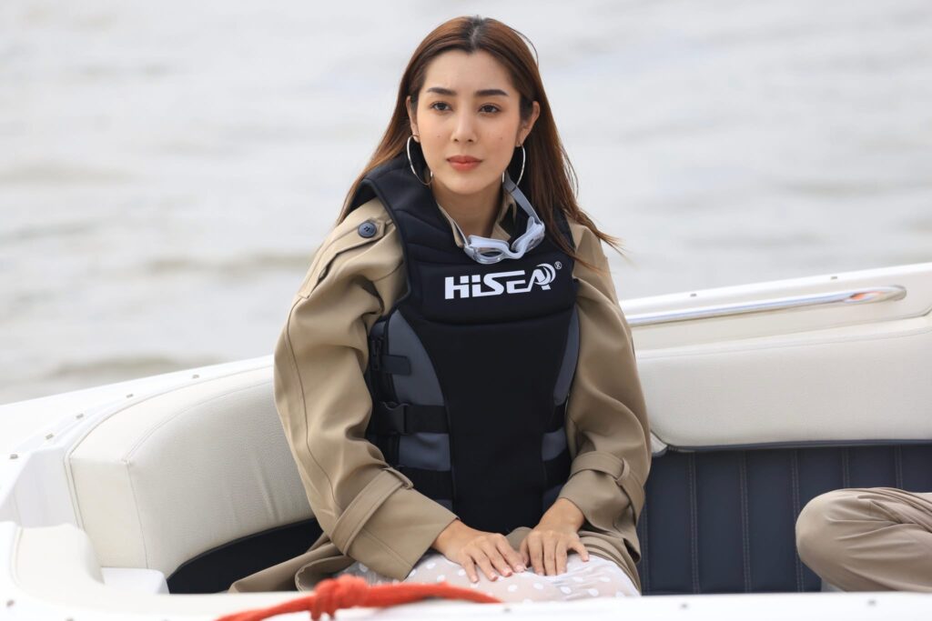 จำลองเหตุการณ์ “แตงโม นิดา” พลัดตกเรือกลางแม่น้ำเจ้าพระยา จำลองเหตุการณ์ “แตงโม นิดา” พลัดตกเรือกลางแม่น้ำเจ้าพระยา