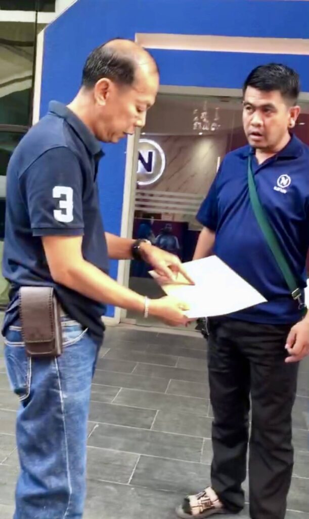 พนักงาน ลูกจ้าง แรงงาน องค์การค้า สกสค.ตกใจแรง ร้องสื่อบิดเบือนข่าวหน่วยงานปิดตัว ทั้งที่ทุกอย่างดำเนินกิจการปกติ พนักงาน ลูกจ้าง แรงงาน องค์การค้า สกสค.ตกใจแรง ร้องสื่อบิดเบือนข่าวหน่วยงานปิดตัว ทั้งที่ทุกอย่างดำเนินกิจการปกติ