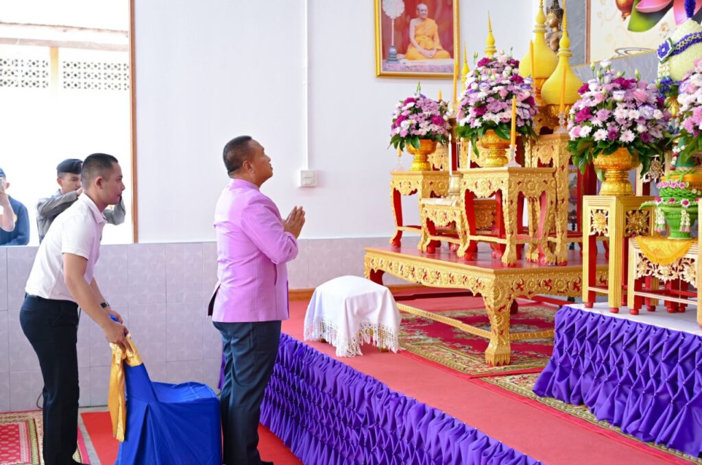 "บิ๊กเกรียง"ร่วมพิธีบวชเณร 66 รูป เฉลิมพระเกียรติกรมสมเด็จพระเทพฯ "บิ๊กเกรียง"ร่วมพิธีบวชเณร 66 รูป เฉลิมพระเกียรติกรมสมเด็จพระเทพฯ