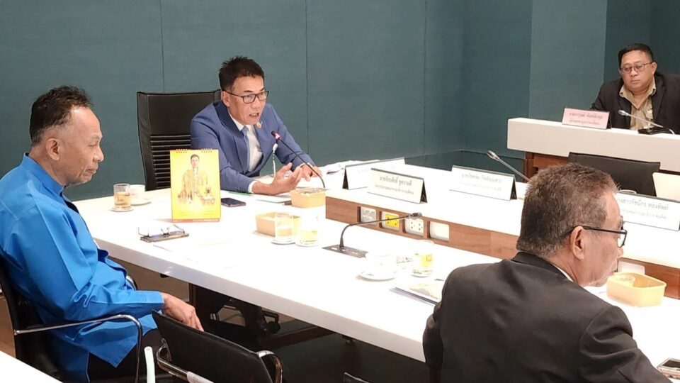กมธ.ทรัพยากรฯ วุฒิสภา เดินหน้าสกัดทุนบุกยึดครองที่ดิน เตือนท้องถิ่นต้องช่วยกันรักษาพื้นป่าของชาติ
