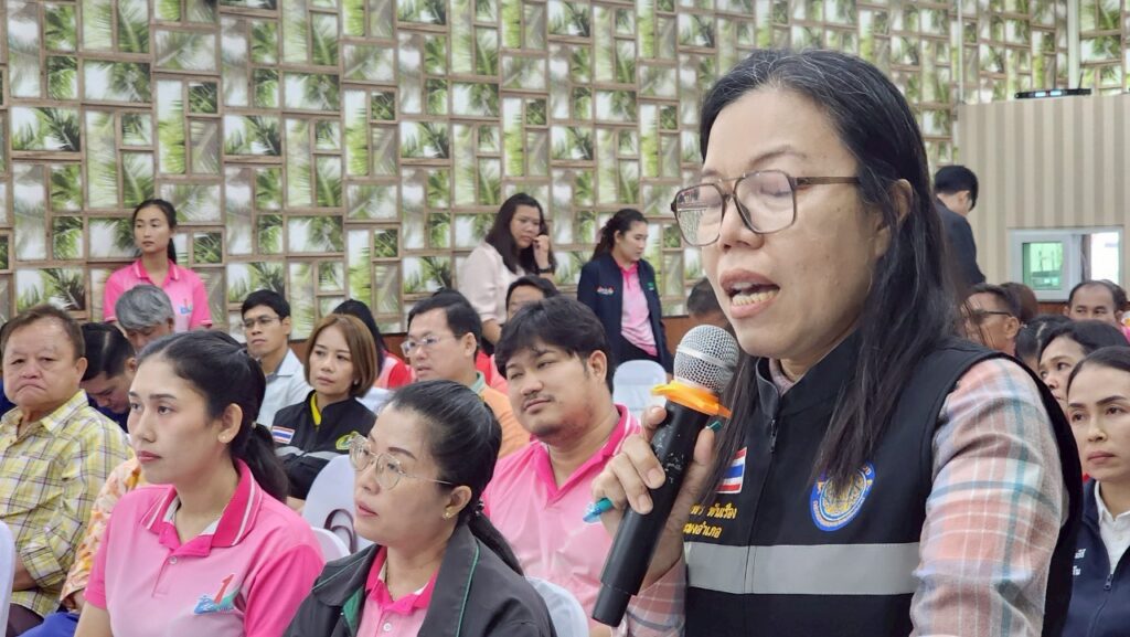 "ชีวะภาพ" นำทัพสว.พบชาวสุพรรณบุรี ผลักดันกฎหมายยกระดับคุณภาพชีวิตเกษตรกร "ชีวะภาพ" นำทัพสว.พบชาวสุพรรณบุรี ผลักดันกฎหมายยกระดับคุณภาพชีวิตเกษตรกร