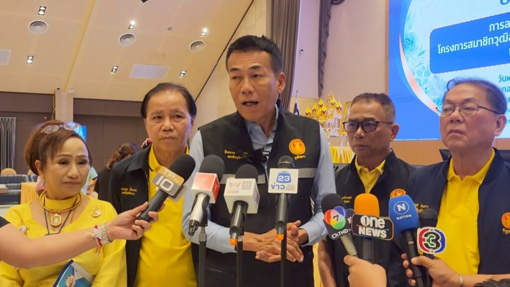 "ชีวะภาพ" นำทัพสว.พบชาวสุพรรณบุรี ผลักดันกฎหมายยกระดับคุณภาพชีวิตเกษตรกร "ชีวะภาพ" นำทัพสว.พบชาวสุพรรณบุรี ผลักดันกฎหมายยกระดับคุณภาพชีวิตเกษตรกร