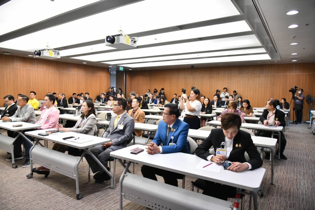 วุฒิสภา จัดติวเข้มเสริมสร้างประสิทธิภาพในการเผยแพร่ผลงานของคณะกรรมาธิการ วุฒิสภา จัดติวเข้มเสริมสร้างประสิทธิภาพในการเผยแพร่ผลงานของคณะกรรมาธิการ