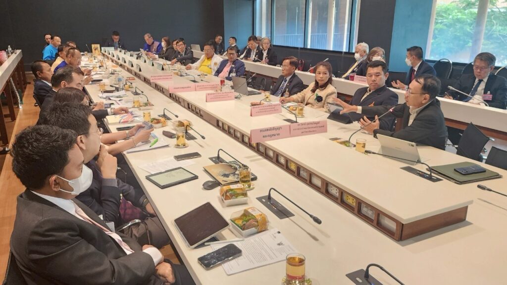 กมธ.สิ่งแวดล้อม วุฒิสภา แนะดึง พม่า-จีน ร่วมวงเจรจาแก้ปัญหาสารพิษในแม่น้ำกก กมธ.สิ่งแวดล้อม วุฒิสภา แนะดึง พม่า-จีน ร่วมวงเจรจาแก้ปัญหาสารพิษในแม่น้ำกก