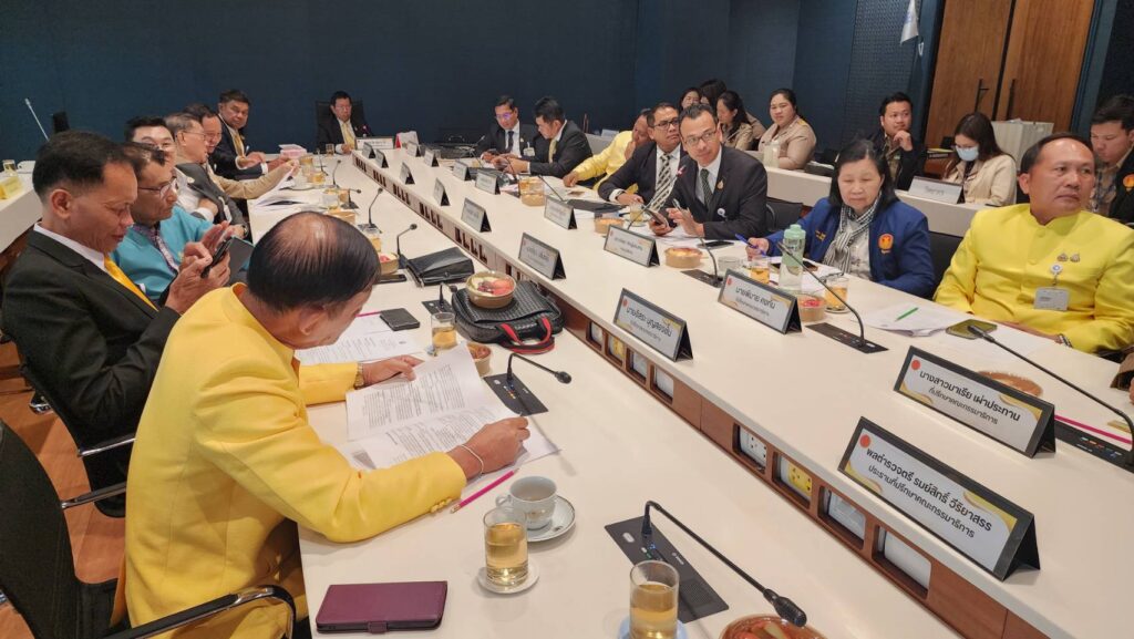 กมธ.เกษตรฯ วุฒิสภา หนุนใช้ “เช็คแล้ง” แอปสู้ภัยแล้งซ้ำซาก หวังเกษตรกรรอด กมธ.เกษตรฯ วุฒิสภา หนุนใช้ “เช็คแล้ง” แอปสู้ภัยแล้งซ้ำซาก หวังเกษตรกรรอด