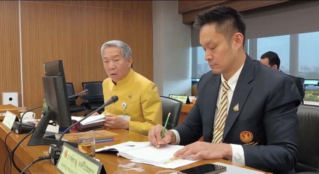 วุฒิสภาลุยศึกษา 3 ร่าง พ.ร.บ.นิรโทษกรรม ‘สว.นิฟาริด’ ย้ำชัด ไม่รวมโกงชาติ-มาตรา 112 วุฒิสภาลุยศึกษา 3 ร่าง พ.ร.บ.นิรโทษกรรม ‘สว.นิฟาริด’ ย้ำชัด ไม่รวมโกงชาติ-มาตรา 112