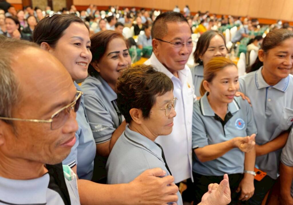 “อนุชา” เปิดตัวกระเป๋ายา “อสม.” หมอประจำบ้านยุคใหม่ ตอบโจทย์ชุมชนสุขภาพยั่งยืน “อนุชา” เปิดตัวกระเป๋ายา “อสม.” หมอประจำบ้านยุคใหม่ ตอบโจทย์ชุมชนสุขภาพยั่งยืน