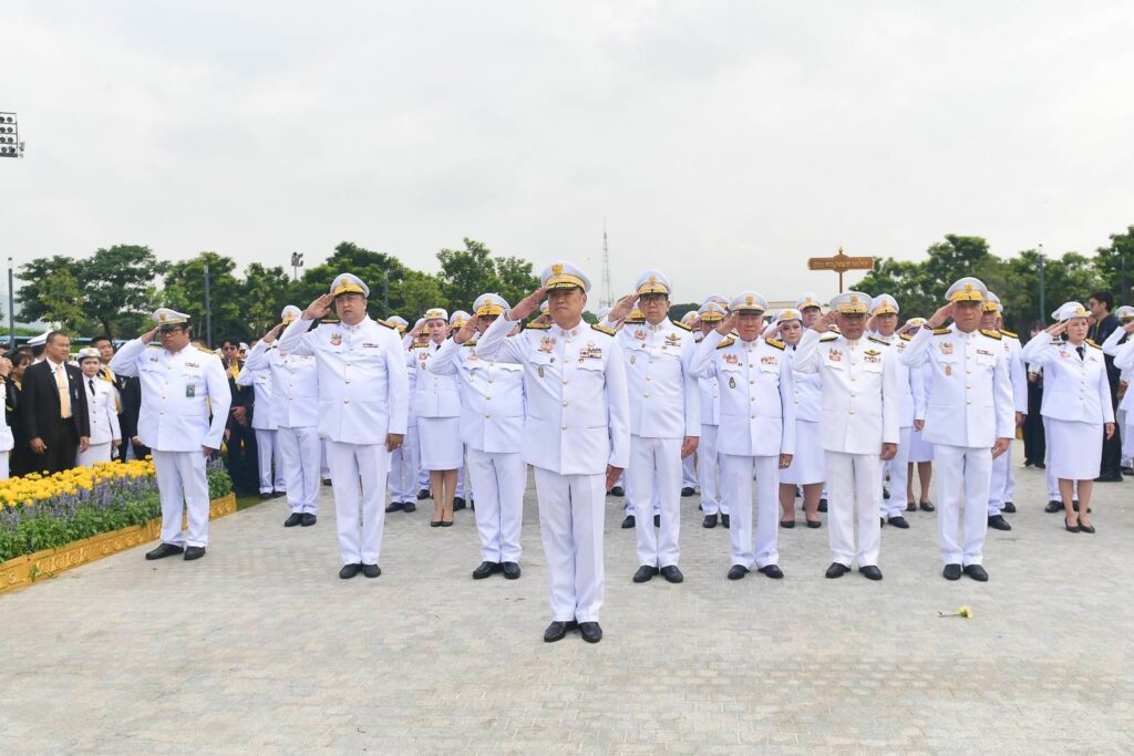 นายกรัฐมนตรี นำคณะรัฐมนตรีวางพวงมาลาเนื่องในวันนวมินทรมหาราช 13 ตุลาคม 2568 นายกรัฐมนตรี นำคณะรัฐมนตรีวางพวงมาลาเนื่องในวันนวมินทรมหาราช 13 ตุลาคม 2568