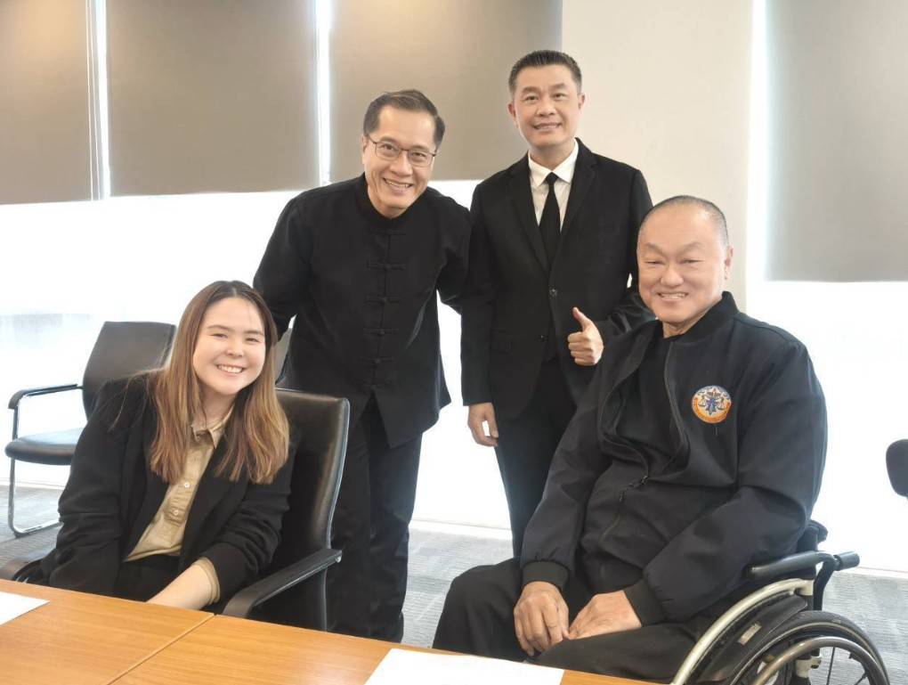 “วีระศักดิ์”เสริมทัพสภาทนายความ นั่งที่ปรึกษาด้านคนพิการฯ “วีระศักดิ์”เสริมทัพสภาทนายความ นั่งที่ปรึกษาด้านคนพิการฯ