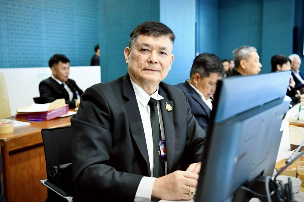 "สว.ชีวะภาพ" จ่อเช็คบิล "ตัวการใหญ่" เซ็นเบิกมั่ว 2.2 พันล้าน สางปมกองทุนสิ่งแวดล้อม จับพิรุธเบิกวันเดียวเกือบ 500 ล้าน "สว.ชีวะภาพ" จ่อเช็คบิล "ตัวการใหญ่" เซ็นเบิกมั่ว 2.2 พันล้าน สางปมกองทุนสิ่งแวดล้อม จับพิรุธเบิกวันเดียวเกือบ 500 ล้าน