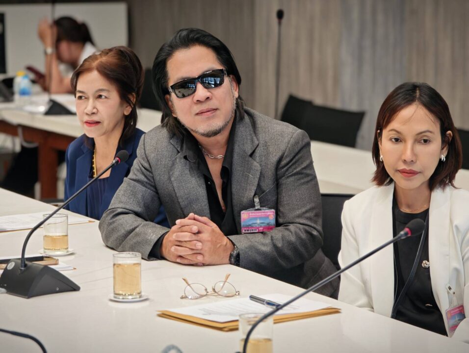 “สว.ชีวะภาพ” ฮึ่ม! อดีตรมต.หลงทาง แปลง ส.ป.ก.เป็นโฉนดกระทบช้างป่า มูลนิธิวอชด็อกฯชง 5 ข้อแก้ซ้ำรอย “สีดอหูพับ” “สว.ชีวะภาพ” ฮึ่ม! อดีตรมต.หลงทาง แปลง ส.ป.ก.เป็นโฉนดกระทบช้างป่า มูลนิธิวอชด็อกฯชง 5 ข้อแก้ซ้ำรอย “สีดอหูพับ”