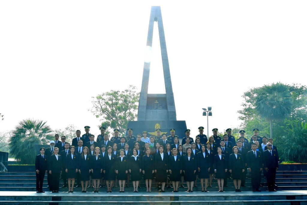 ผู้บัญชาการทหารอากาศ เป็นประธานพิธีเปิดโครงการฝึกอบรมหลักสูตรพัฒนาสัมพันธ์ระดับผู้บริหาร กองทัพอากาศ (พสบ.ทอ.) รุ่นที่ 20 ผู้บัญชาการทหารอากาศ เป็นประธานพิธีเปิดโครงการฝึกอบรมหลักสูตรพัฒนาสัมพันธ์ระดับผู้บริหาร กองทัพอากาศ (พสบ.ทอ.) รุ่นที่ 20