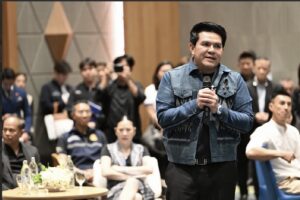 “รมว.สุรศักดิ์” ควง “พัทรพงศ์“ลงพื้นที่หัวหิน ดันสนามบินบ่อฝ้ายสู่ระดับนานาชาติ “รมว.สุรศักดิ์” ควง “พัทรพงศ์“ลงพื้นที่หัวหิน ดันสนามบินบ่อฝ้ายสู่ระดับนานาชาติ