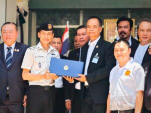 'สว.บุญจันทร์' ลุยคุกพัทยา! ปลื้มโมเดล "คืนคนดี" ไร้สถิติทำผิดซ้ำ ชงรัฐ-เอกชนอ้าแขนรับ 'สว.บุญจันทร์' ลุยคุกพัทยา! ปลื้มโมเดล "คืนคนดี" ไร้สถิติทำผิดซ้ำ ชงรัฐ-เอกชนอ้าแขนรับ